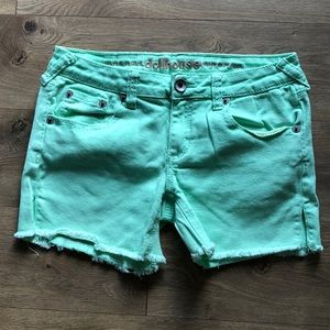 Dollhouse juniors jean shorts size 9